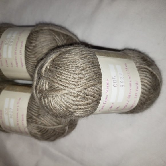 3 Skeins Frog Tree 100% Merino Wool Yarn Gray 137 Yds/1.75 Oz Each Knit Crochet - Picture 3 of 5